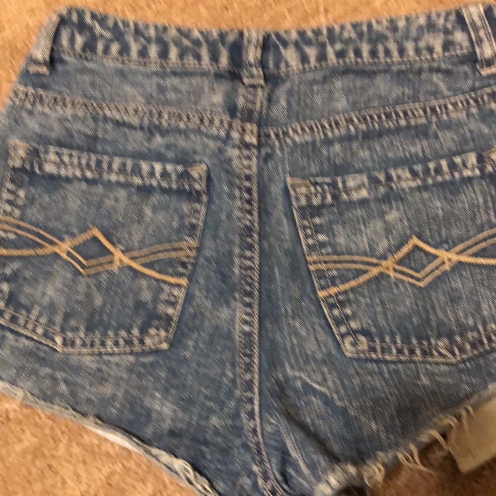Shorts - Picture 2 of 2
